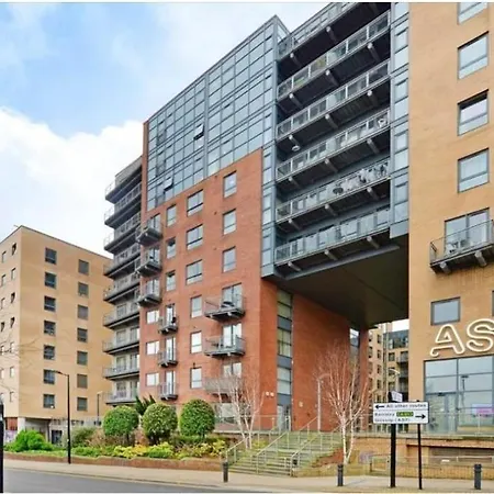 Large 2 Bed, 2 Bath, Free Parking & Wifi Apartment Sheffield Exterior photo